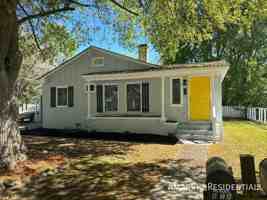 featured image of 415 Singletary St Se #A