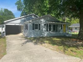 featured image of 415 Singletary St Se #A