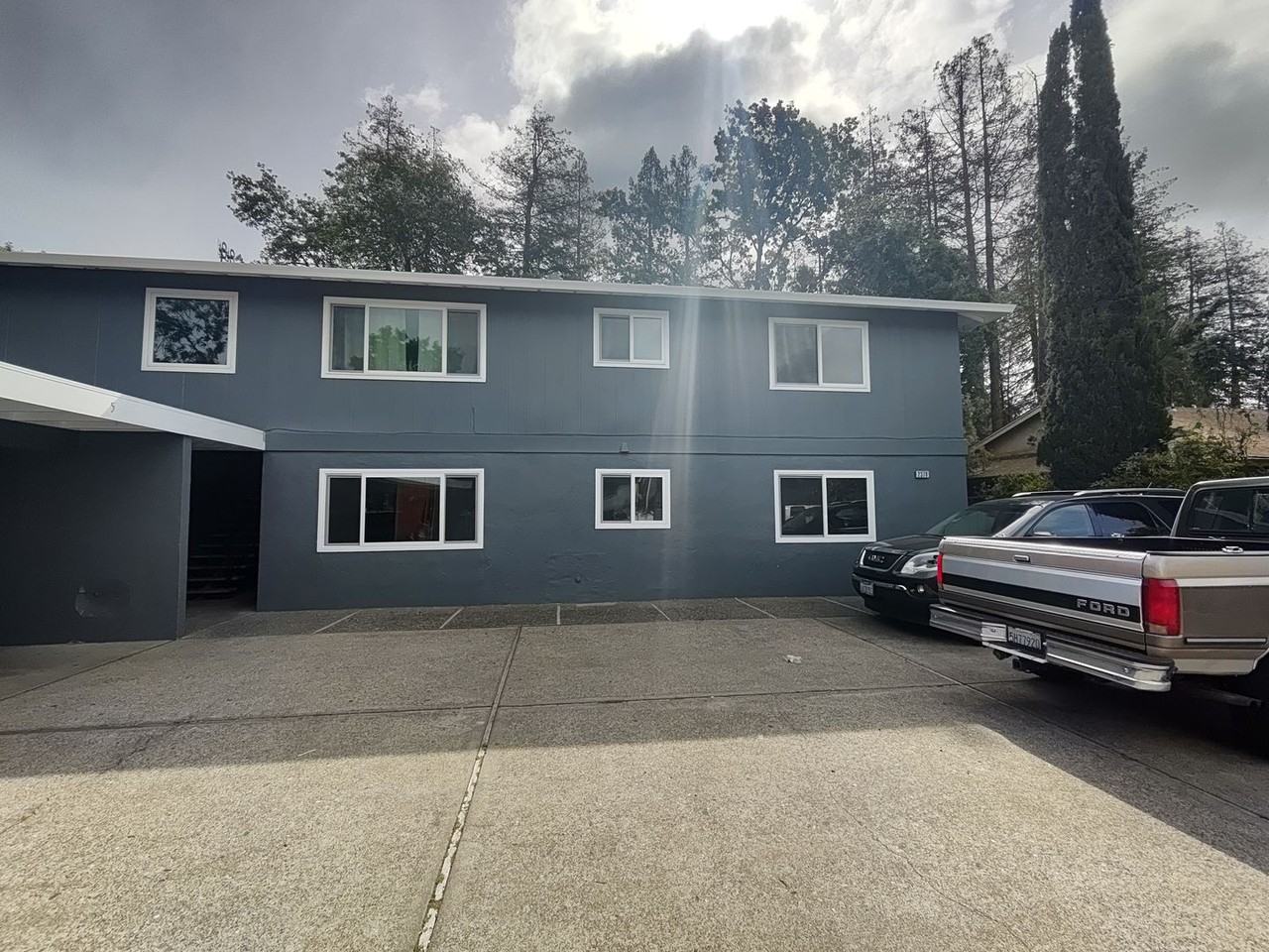 2378 Heidi Pl - Photo 3 of 10