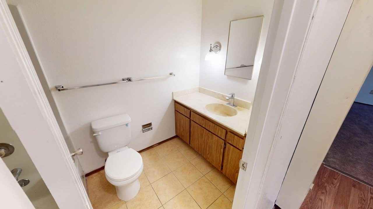 2378 Heidi Pl - Photo 4 of 10