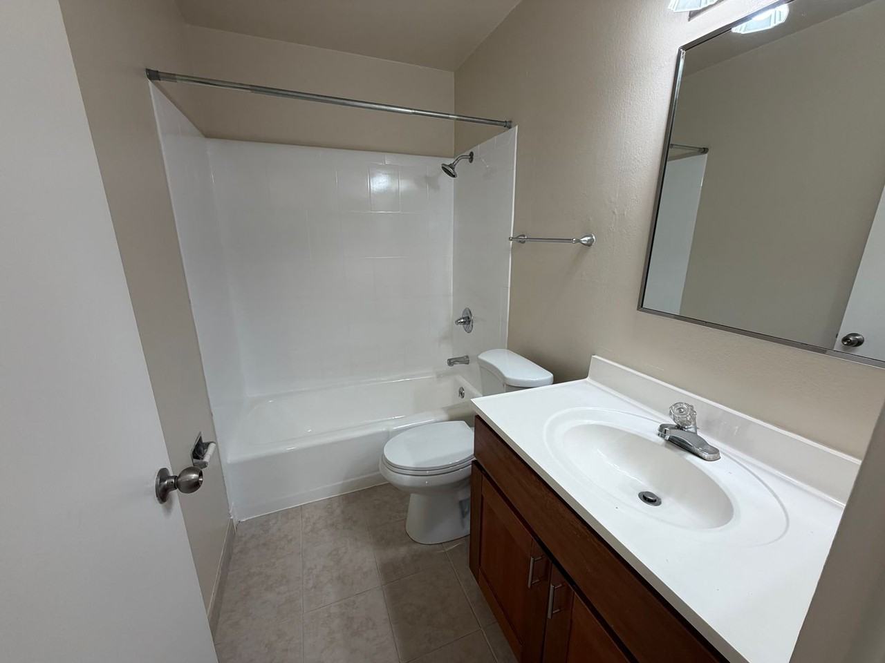 108 Professional Center Pkwy #402 - Photo 7 of 12