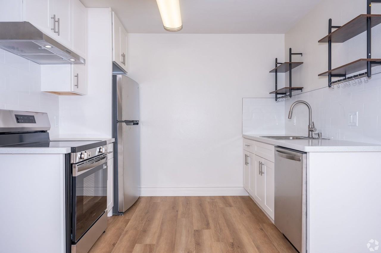 45 Tamal Vista Blvd #625 - Photo 2 of 13