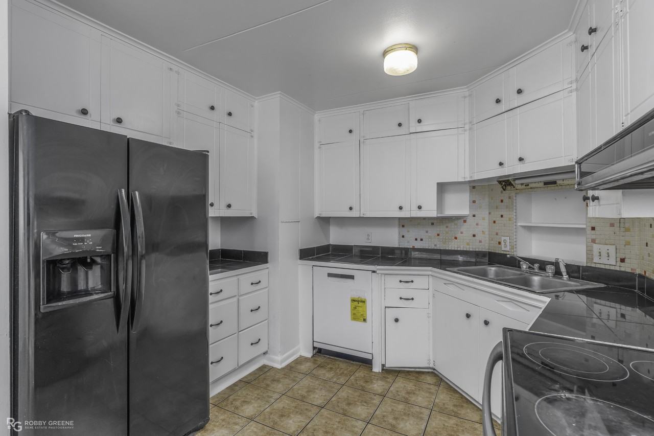 4720 Okeefe St #NA - Photo 3 of 14