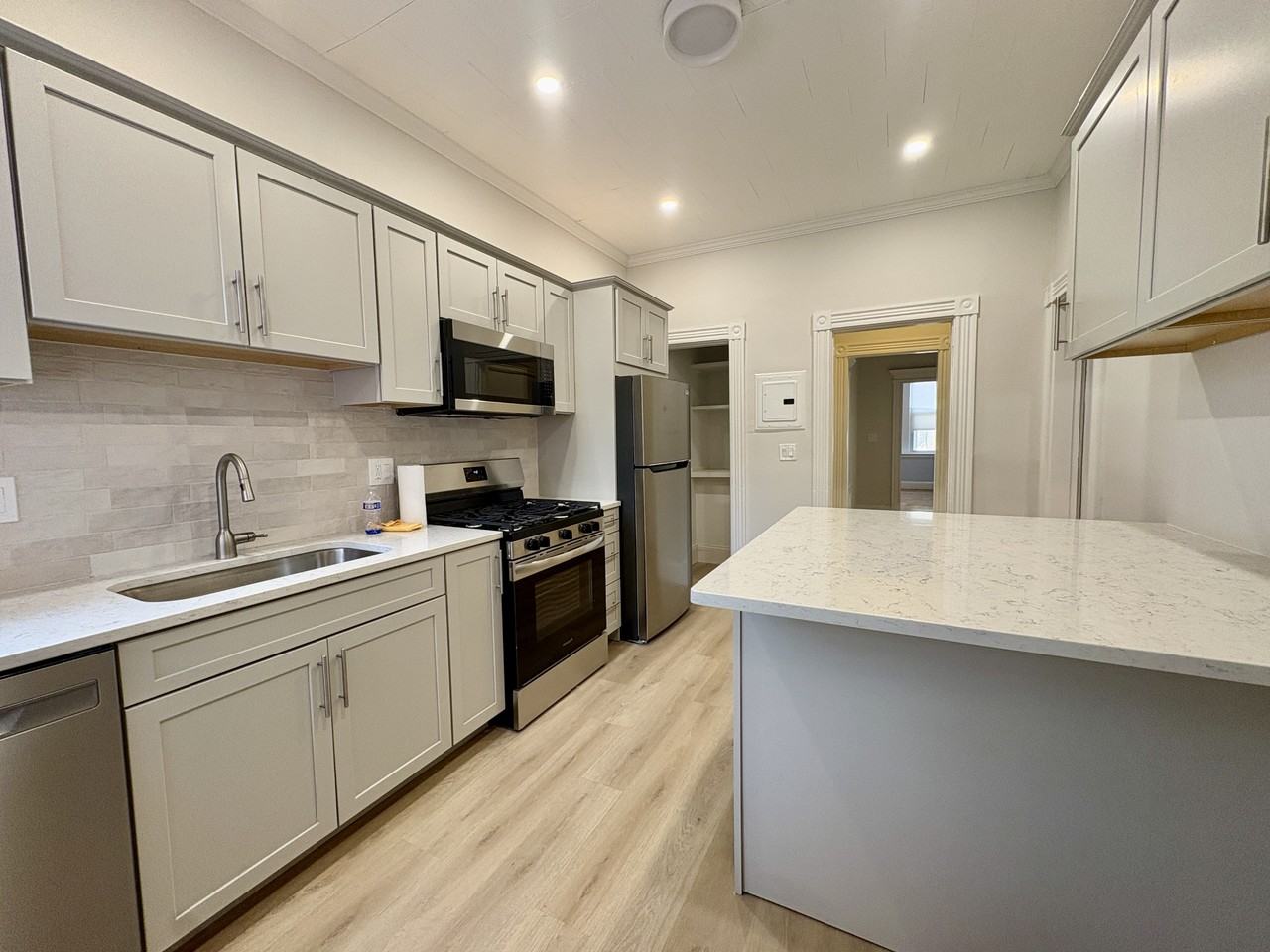 90 Fuller St #1