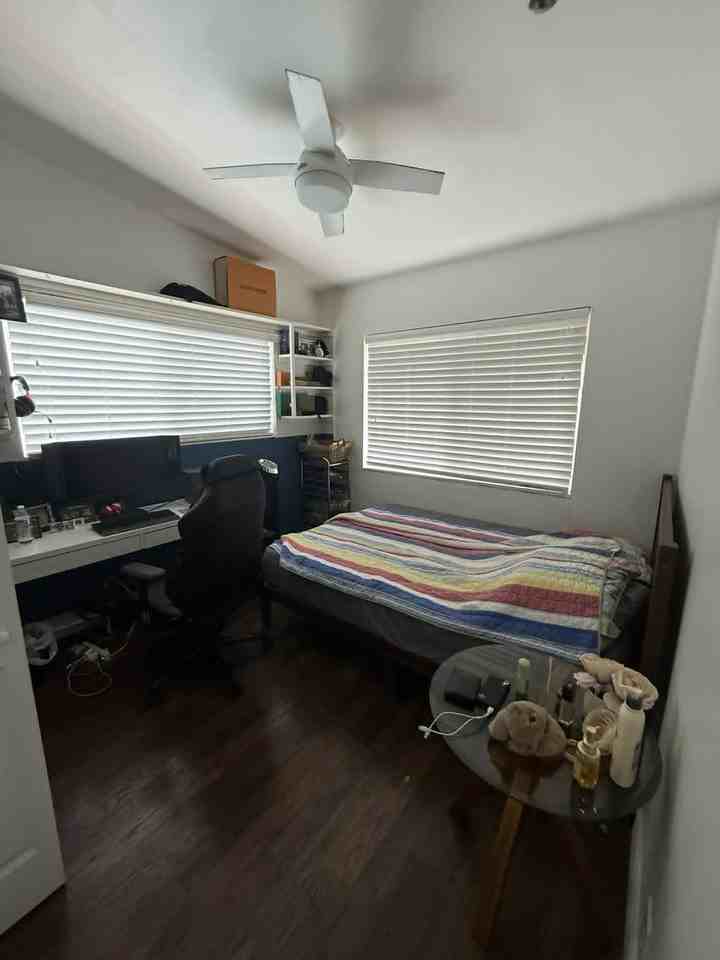 1110 Sw 42nd Ave #NA - Photo 7 of 7