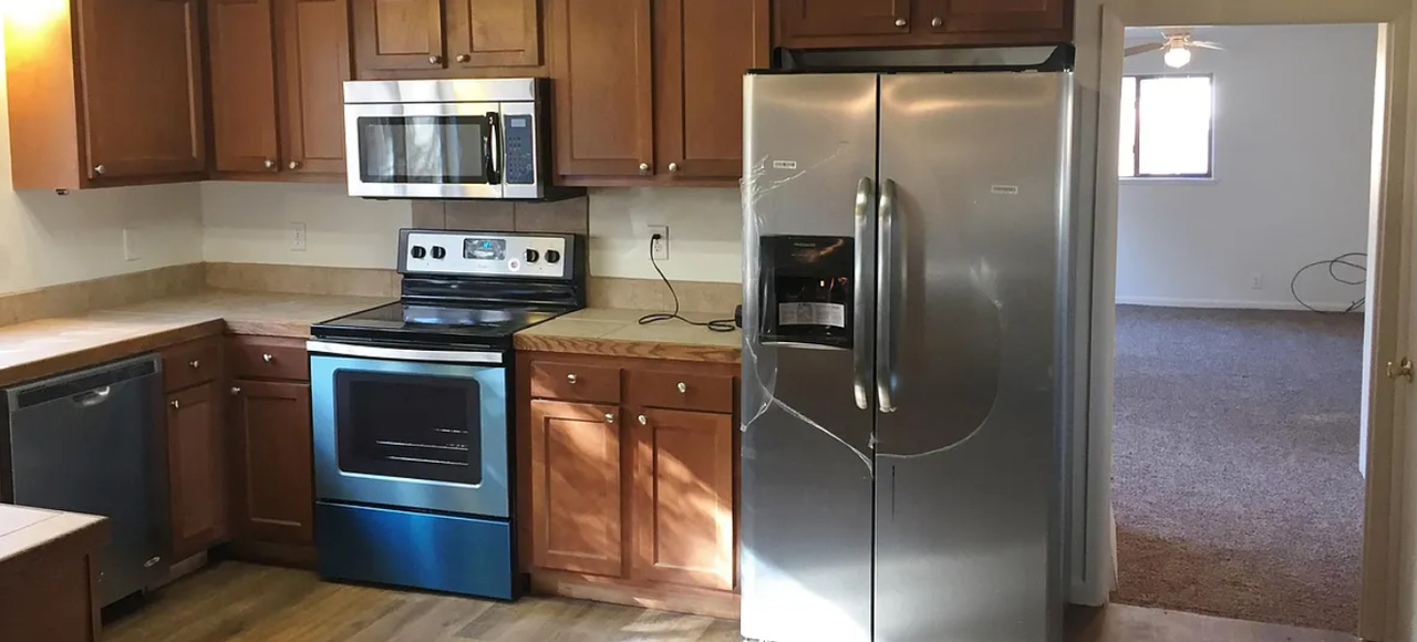4375 Moore St #NA - Photo 7 of 11