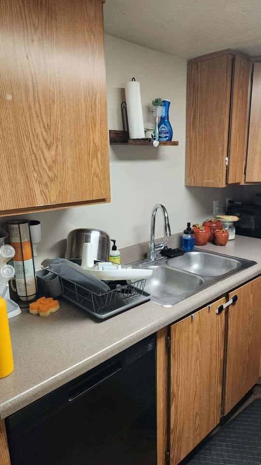 1551 W Riverdale Rd #J12 - Photo 3 of 11