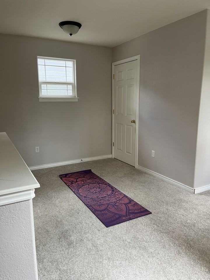 818 S Terry St #NA - Photo 4 of 24