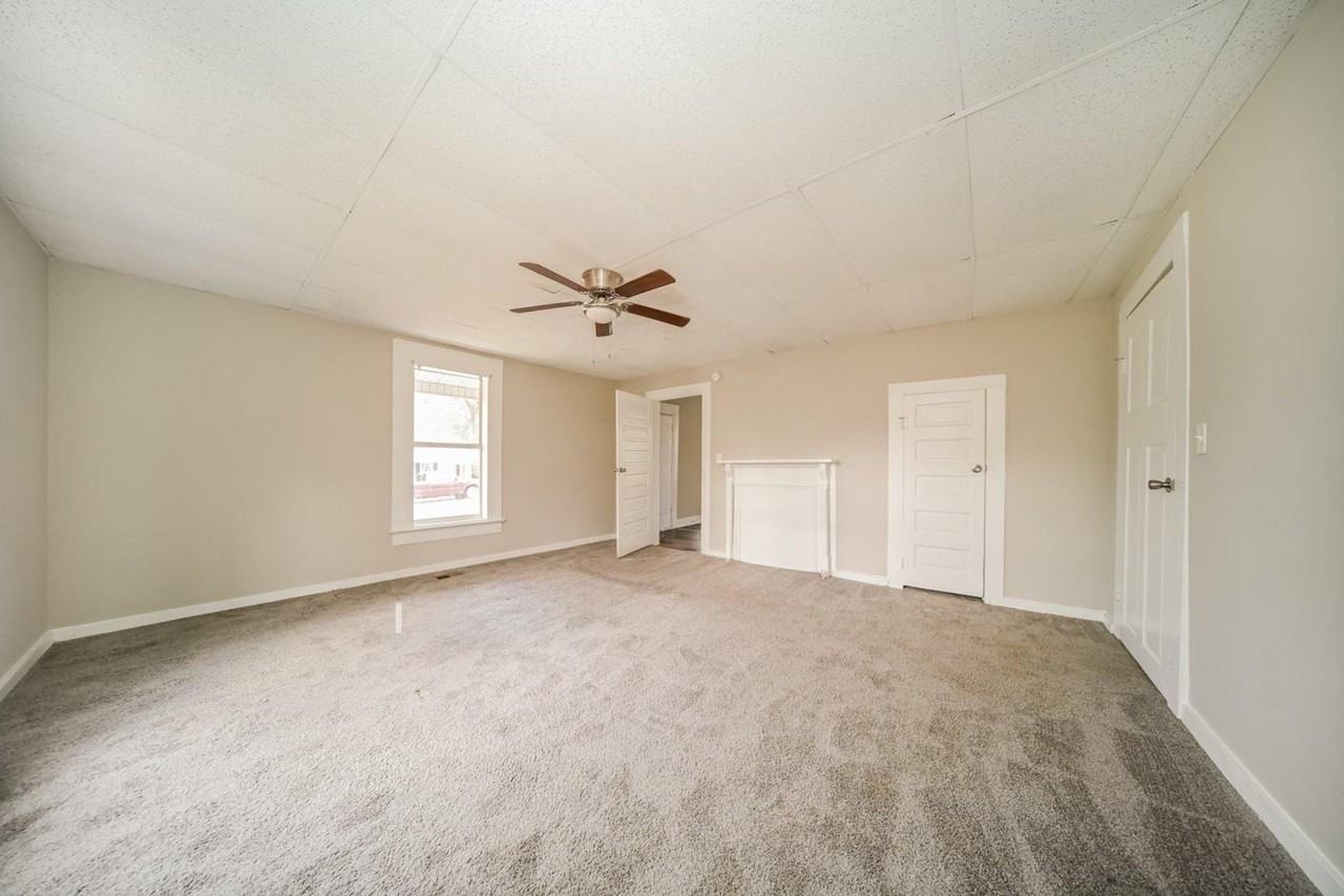 416 Park Ave #NA - Photo 4 of 5
