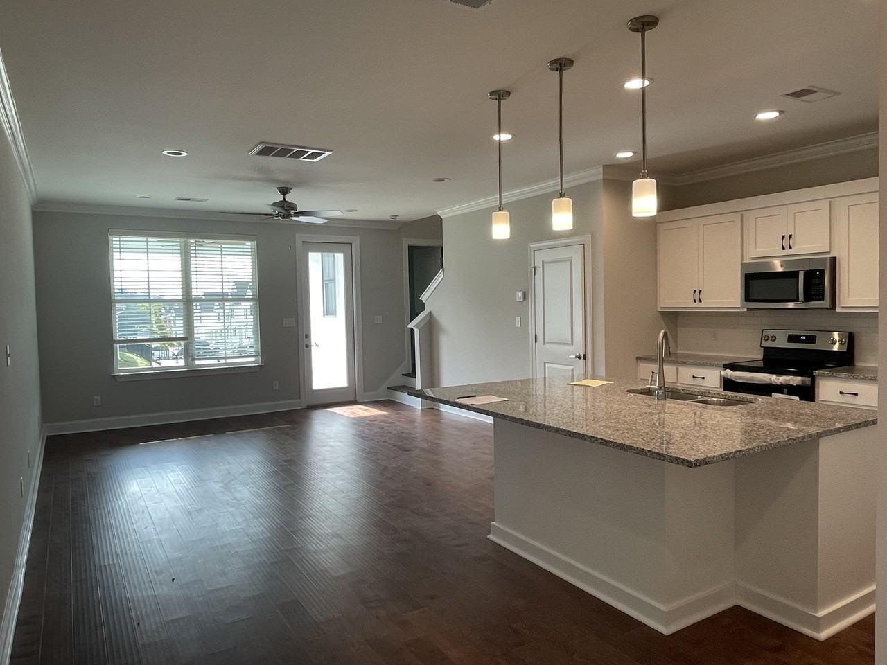 351 Commonwealth Blvd #351 - Photo 4 of 16