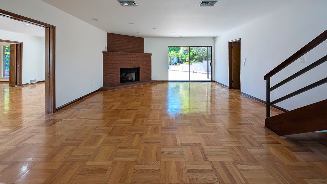 545 Hillgreen Dr #NA - Photo 6 of 48