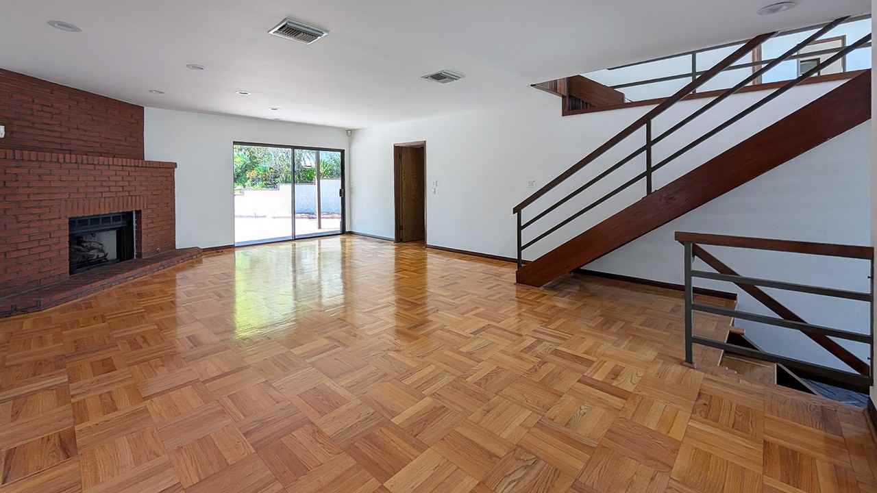 545 Hillgreen Dr #NA - Photo 7 of 48