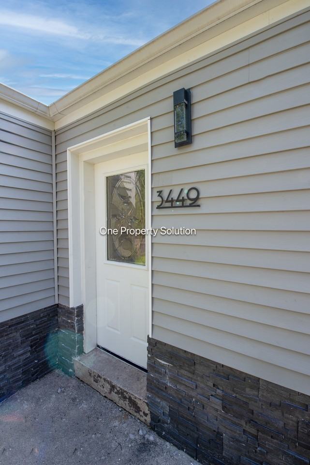 3449 Buchanan St #1 - Photo 3 of 20