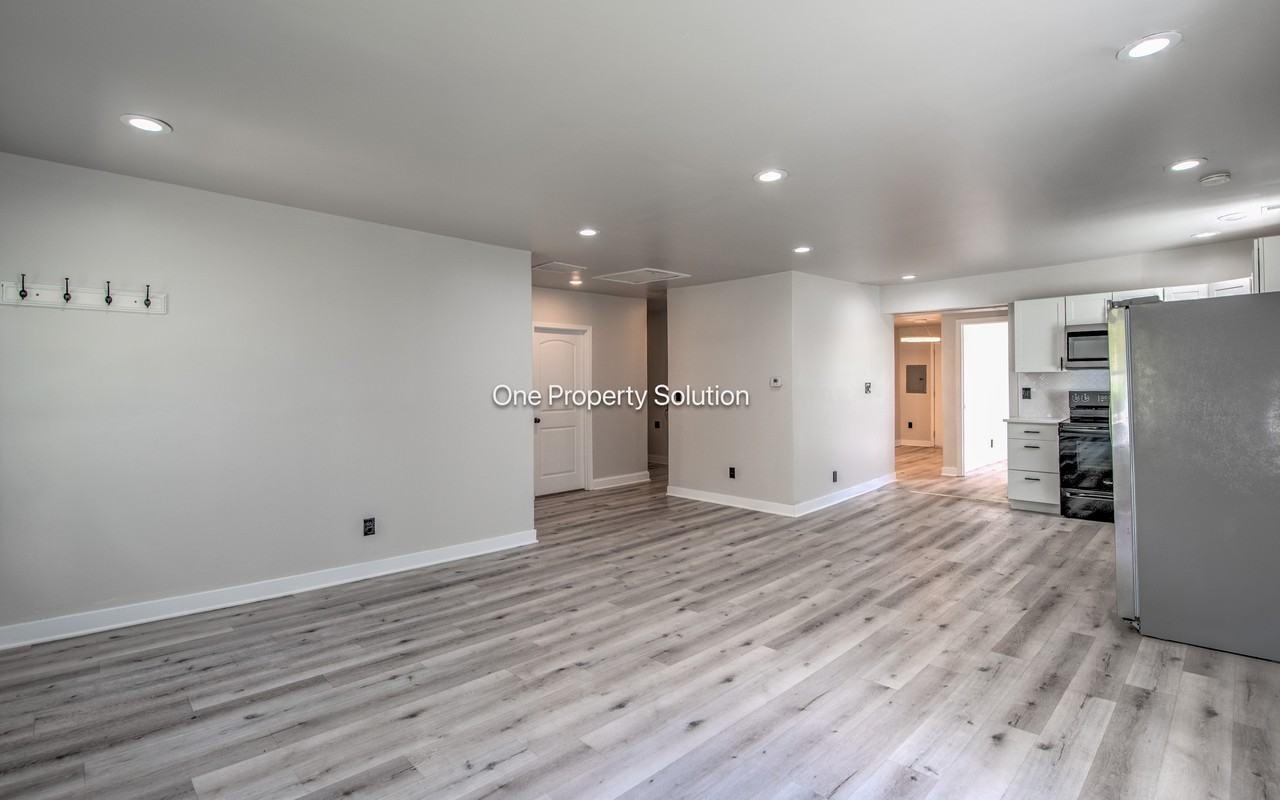 3449 Buchanan St #1 - Photo 5 of 20