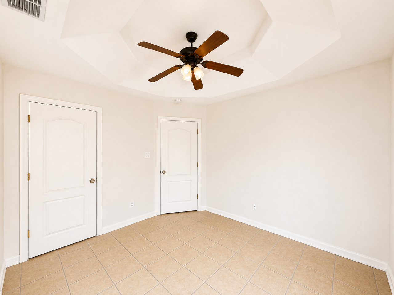 1202 W Kiwi Ave #3 - Photo 4 of 13