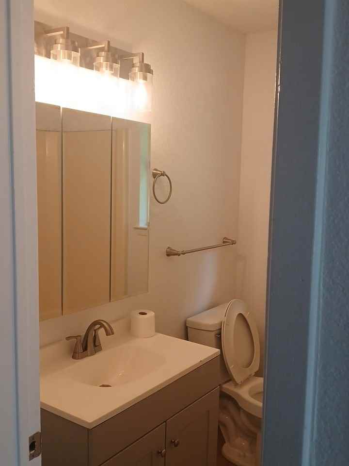 1432 Fitzhugh Ave #NA - Photo 6 of 7