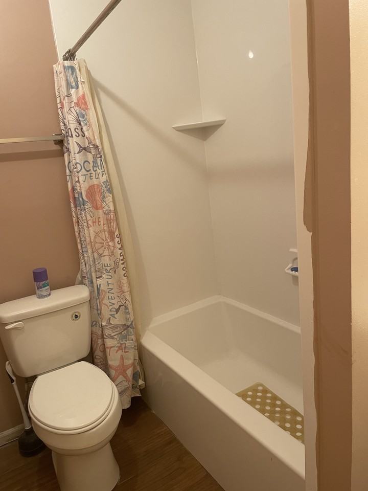 4223 Rose Hill Dr #NA - Photo 4 of 20
