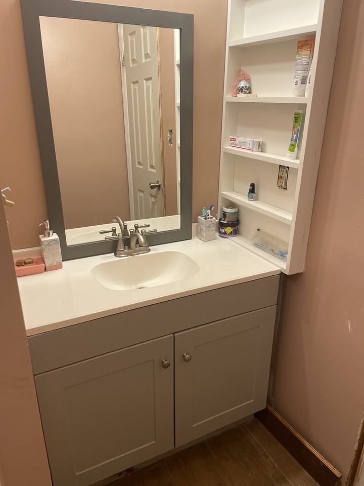 4223 Rose Hill Dr #NA - Photo 6 of 20