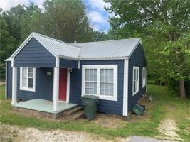featured image of 1433 N Garland Ave