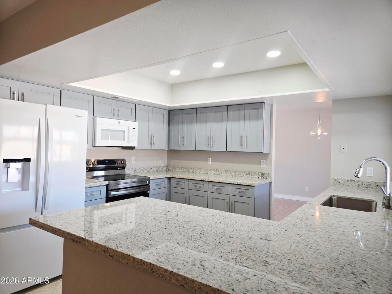 5132 W Las Palmaritas Dr - Photo 3 of 31