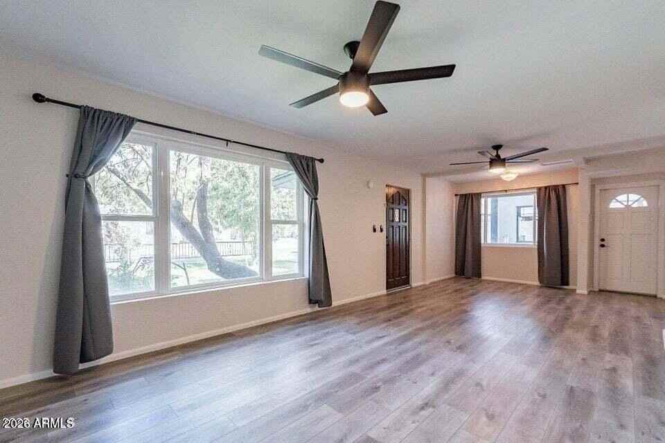 505 W Howe St - Photo 3 of 20