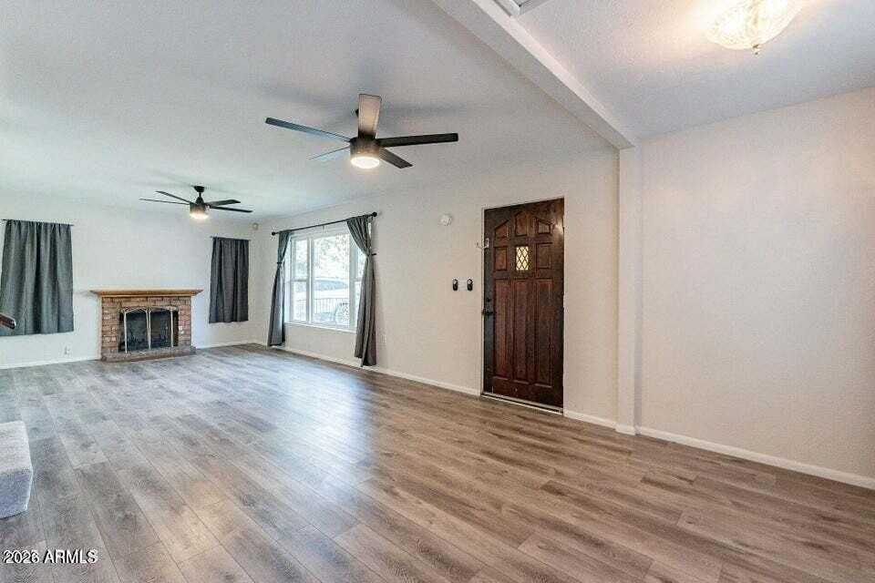 505 W Howe St - Photo 5 of 20