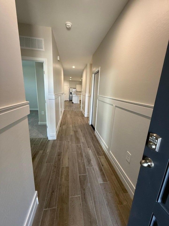 2229 W Starfire Ave - Photo 3 of 9