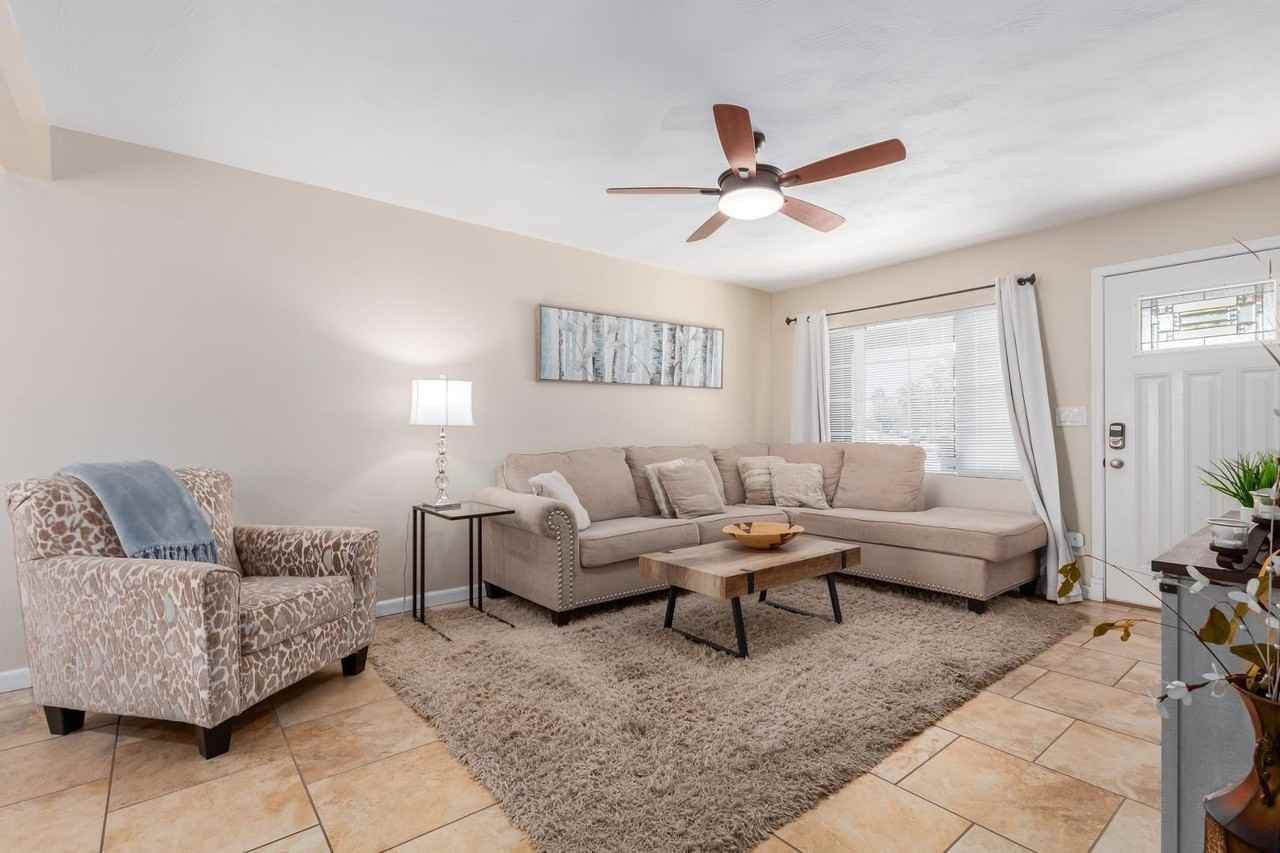 7754 E Catalina Dr - Photo 4 of 25
