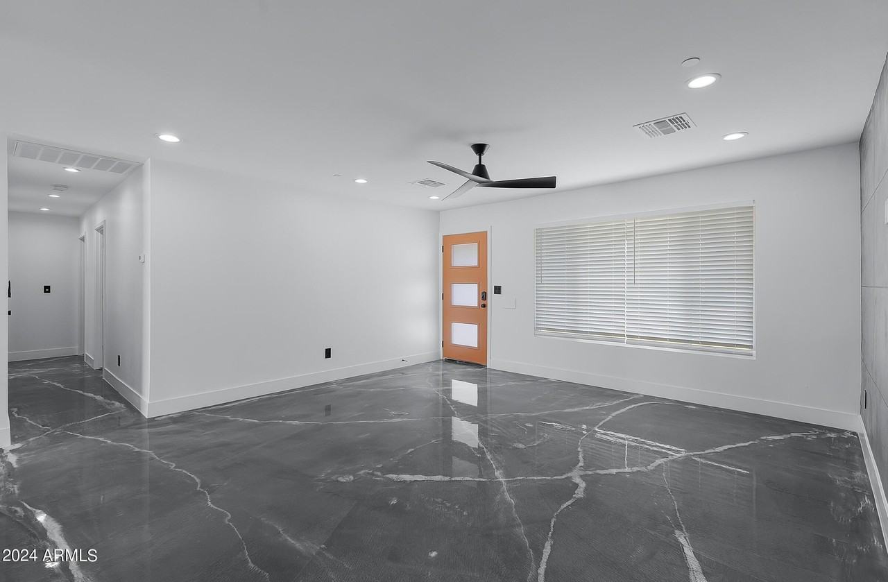 7308 E Granada Rd - Photo 5 of 39
