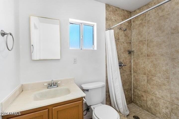 412 W 9th St - Photo 4 of 7