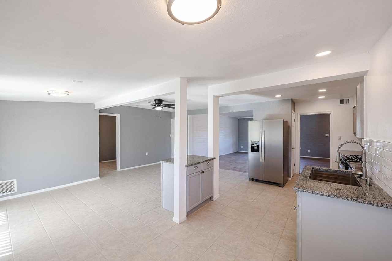 11417 N Hacienda Dr - Photo 5 of 41