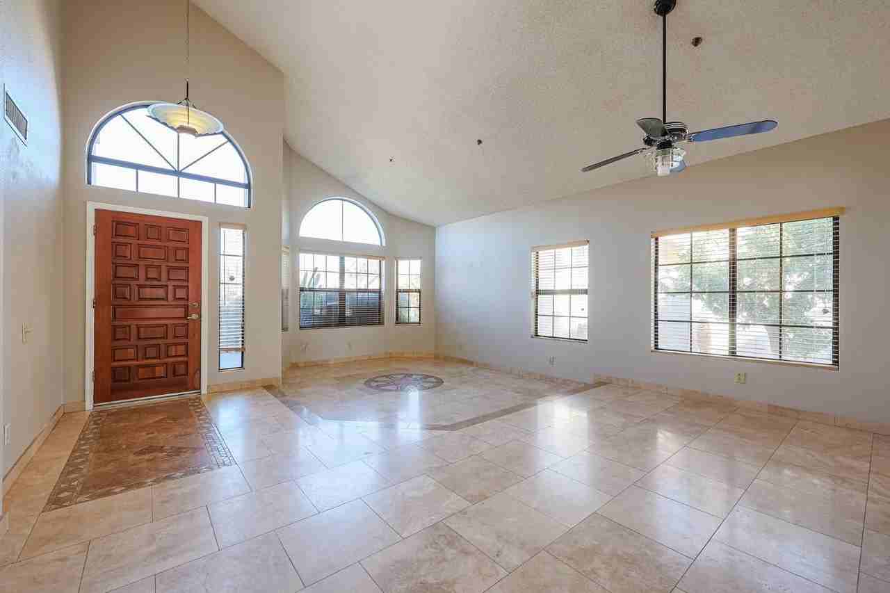 9067 E Voltaire Dr - Photo 7 of 36