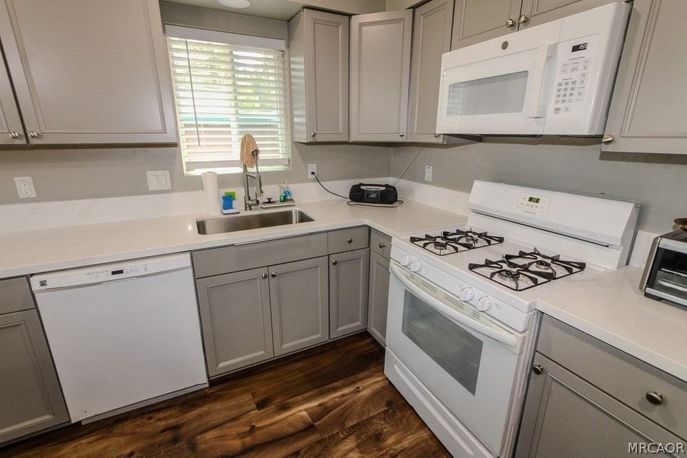 925 Coy Ln Drive #B - Photo 7 of 20