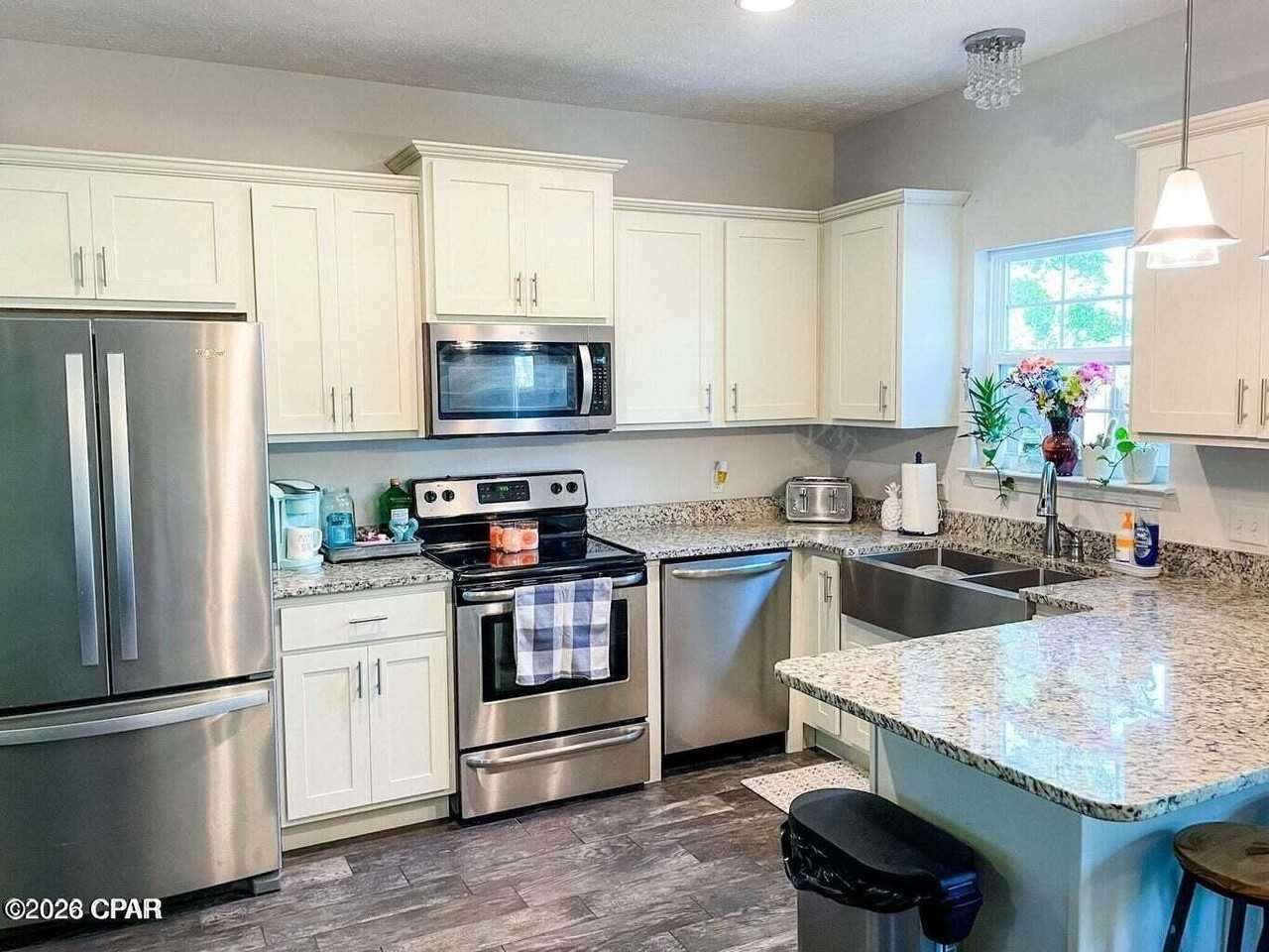 2417 Causeway Manor Ct - Photo 5 of 19