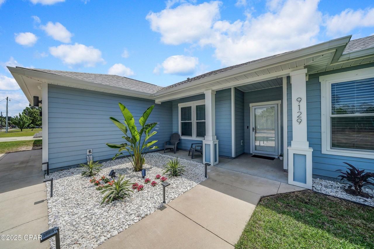 9129 Abba Ln - Photo 3 of 47
