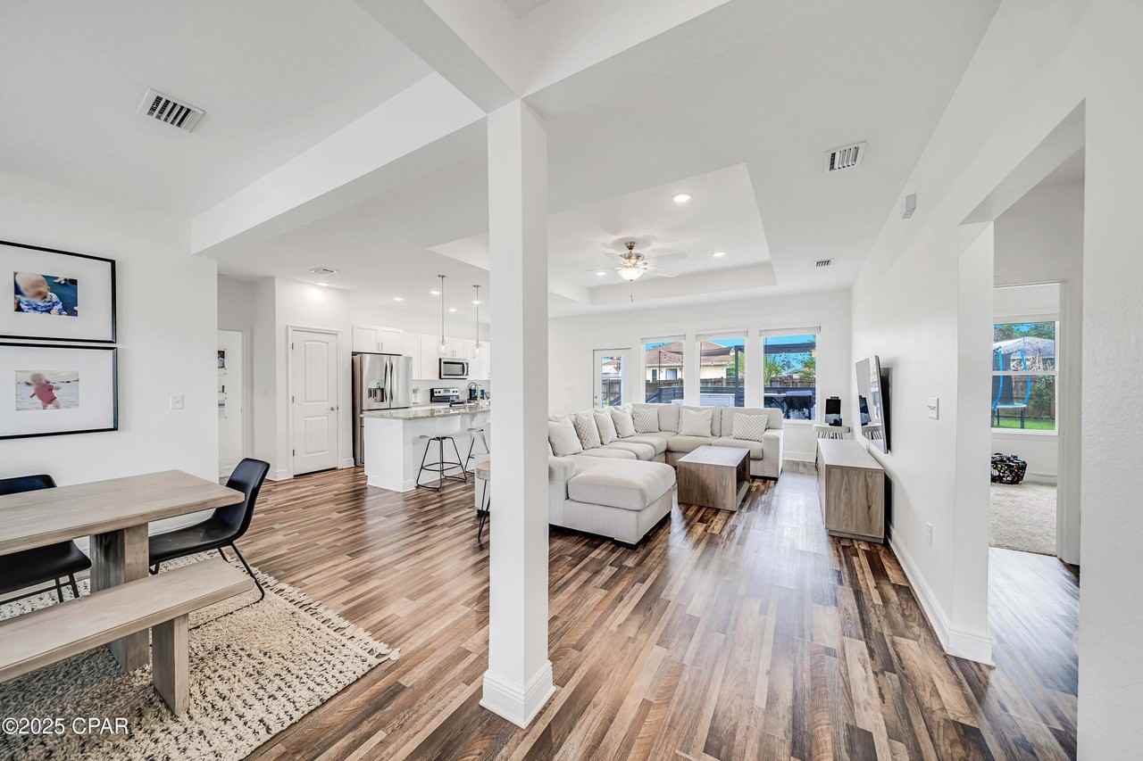 9129 Abba Ln - Photo 4 of 47