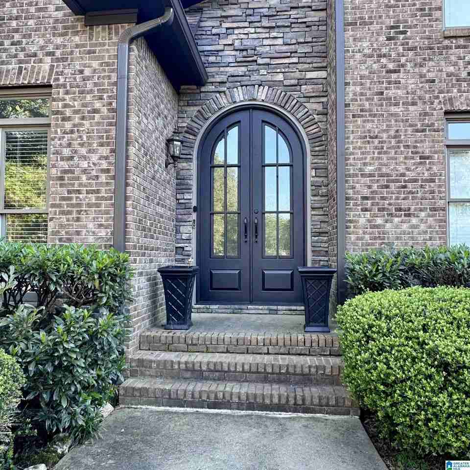 5982 Valley Way - Photo 2 of 50