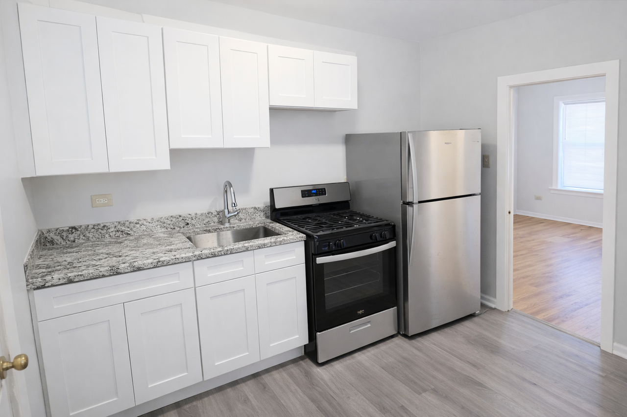 6700 S Merrill Ave #2E - Photo 2 of 7