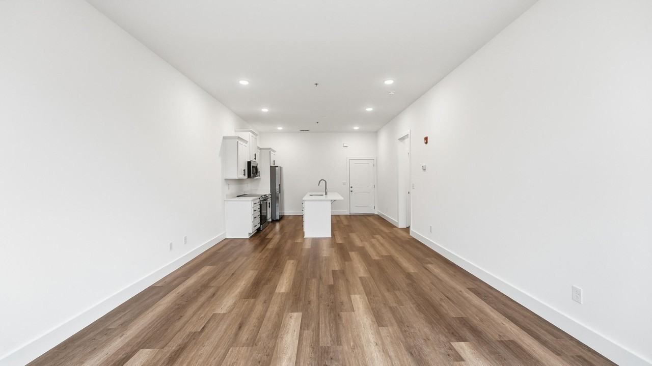 1445 Fagan St - Photo 6 of 25