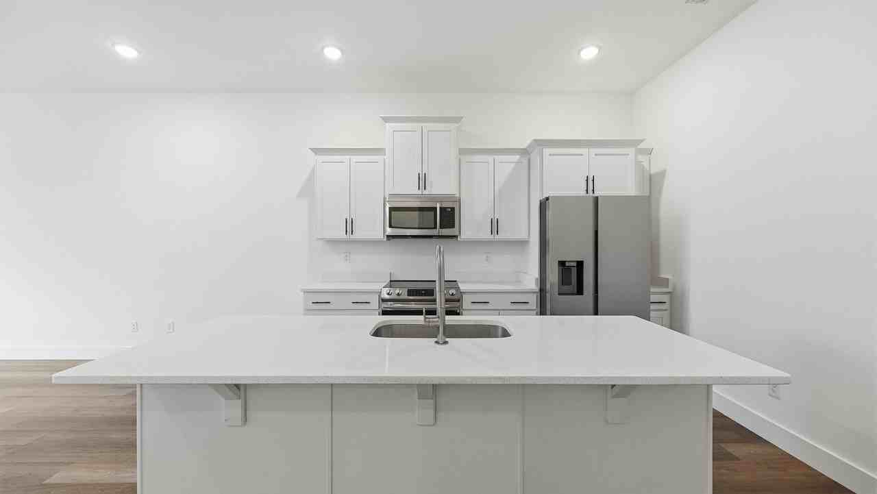 1445 Fagan St - Photo 7 of 25