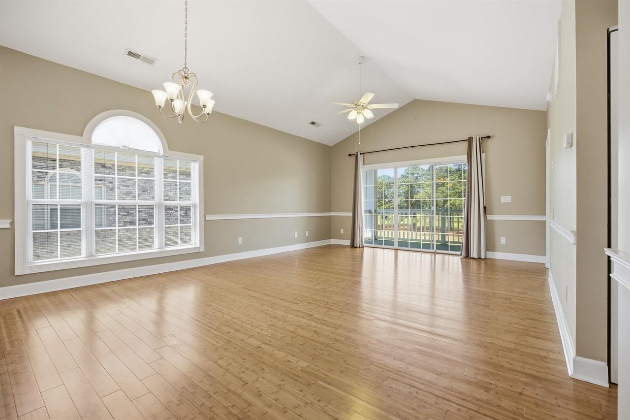 4647 Wild Iris Dr - Photo 5 of 23