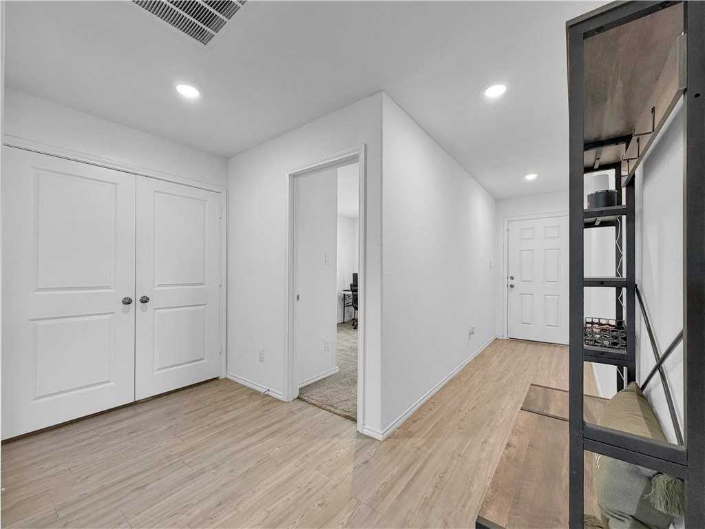 13262 Wrangler St - Photo 5 of 27