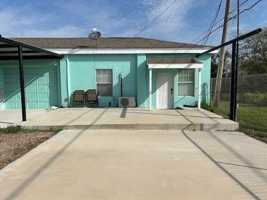 featured image of 633 N Commercial St