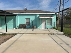 633 N Commercial St - Photo 1 of 1