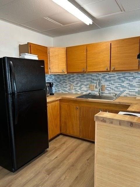 633 N Commercial St - Photo 6 of 14