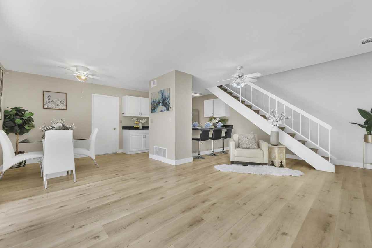 74237 Catalina Way - Photo 3 of 37