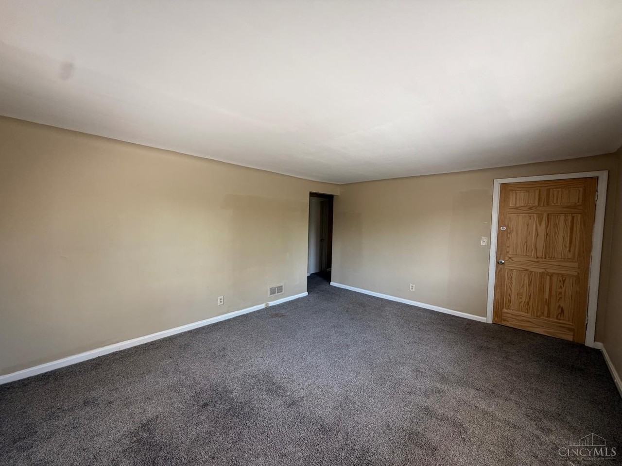 5843 Monfort Hills Ave #2 - Photo 2 of 7