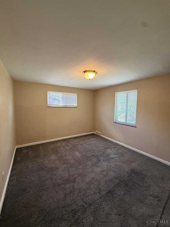 5843 Monfort Hills Ave #2 - Photo 5 of 7