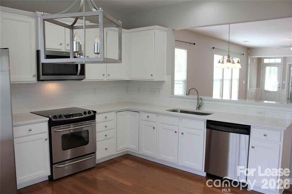 17534 Hawks View Dr - Photo 2 of 30