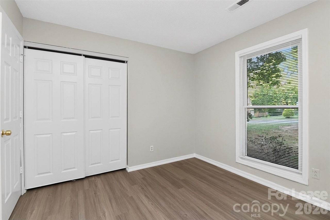6300 Dwightware Blvd - Photo 7 of 16